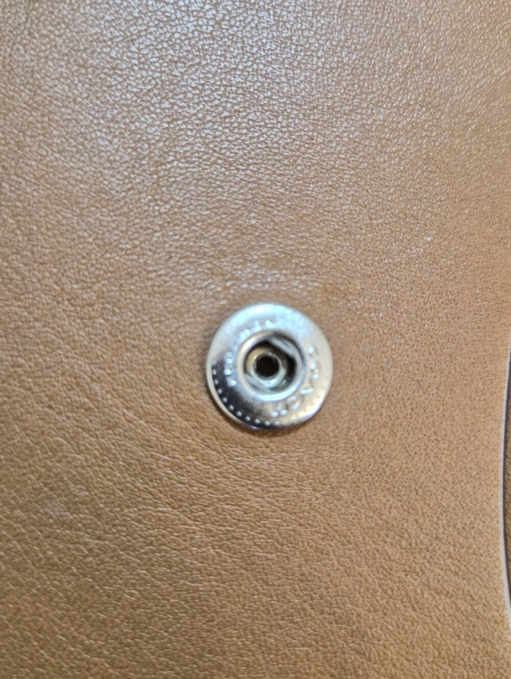 Coach Studded Messenger / Crossbody Bag ๐ค๐ - Picture 11 of 11